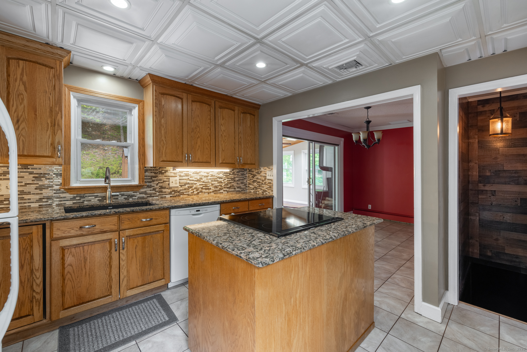 153 Mountain Road, Cheshire, Connecticut image 4