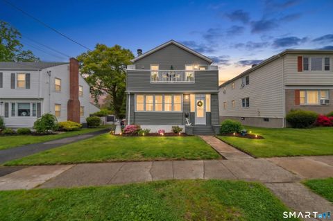 Photo of 54 Overlook Avenue, West Haven, CT 06516 (MLS # 24176323)