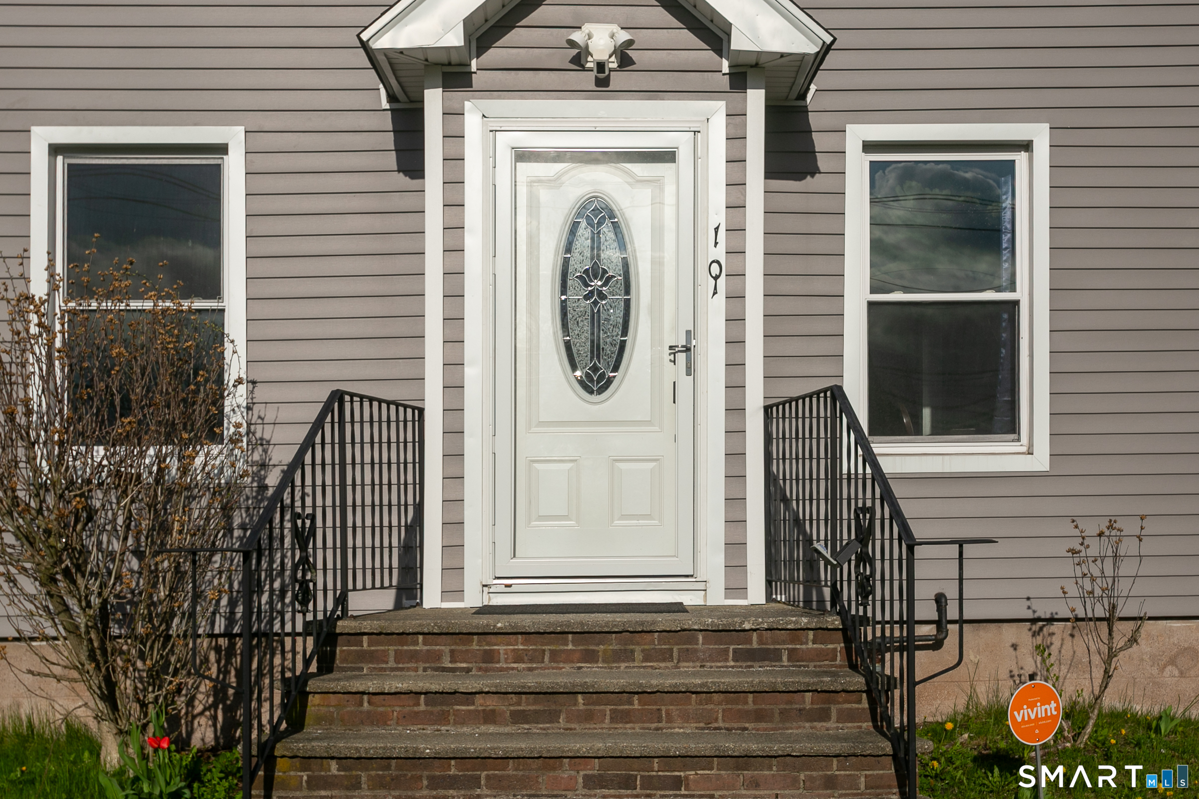 101 Laurel Street