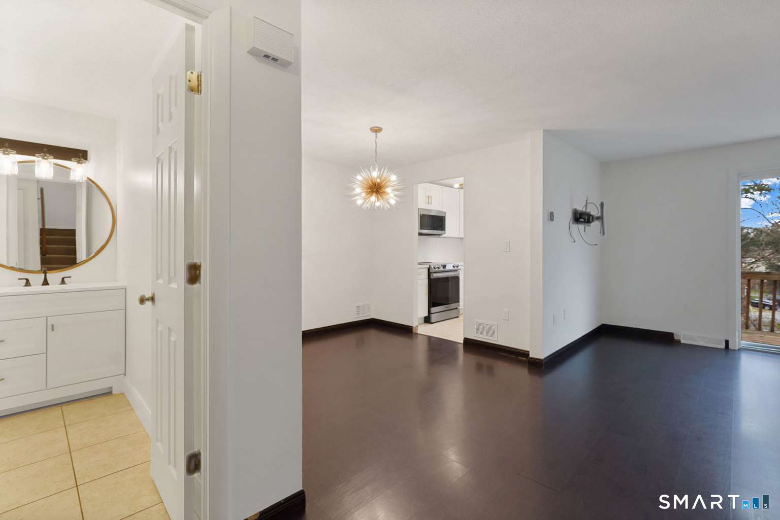 92 Spring Lane 92