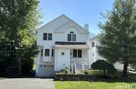 Condo For Rent - 1260 Cutspring Road #1260<br/> Stratford, CT 06614