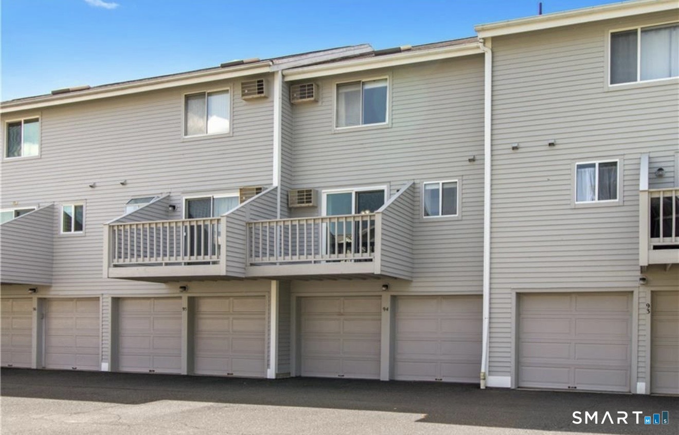 151 Shelter Rock Road 94