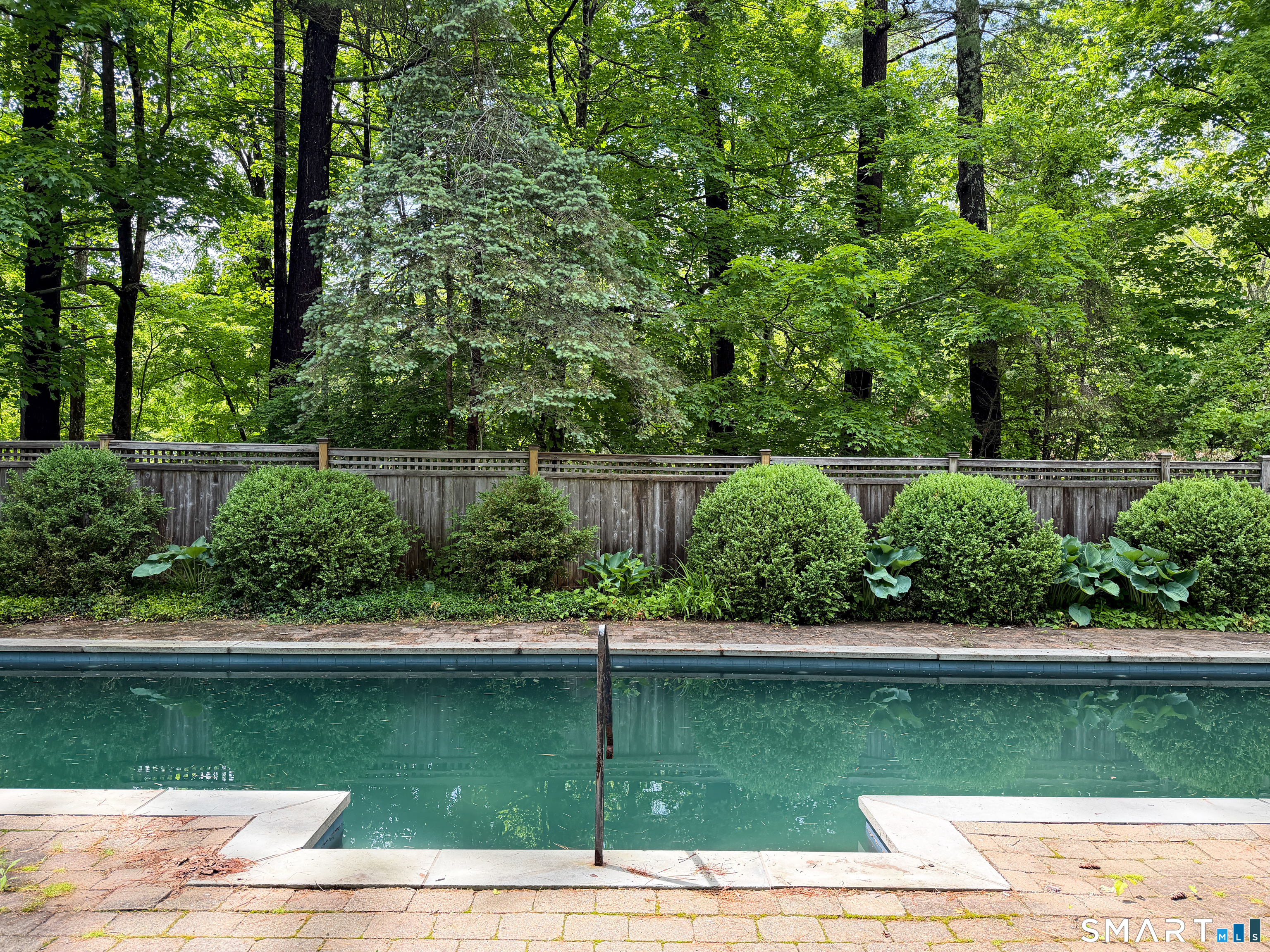 552 Twin Lakes Road