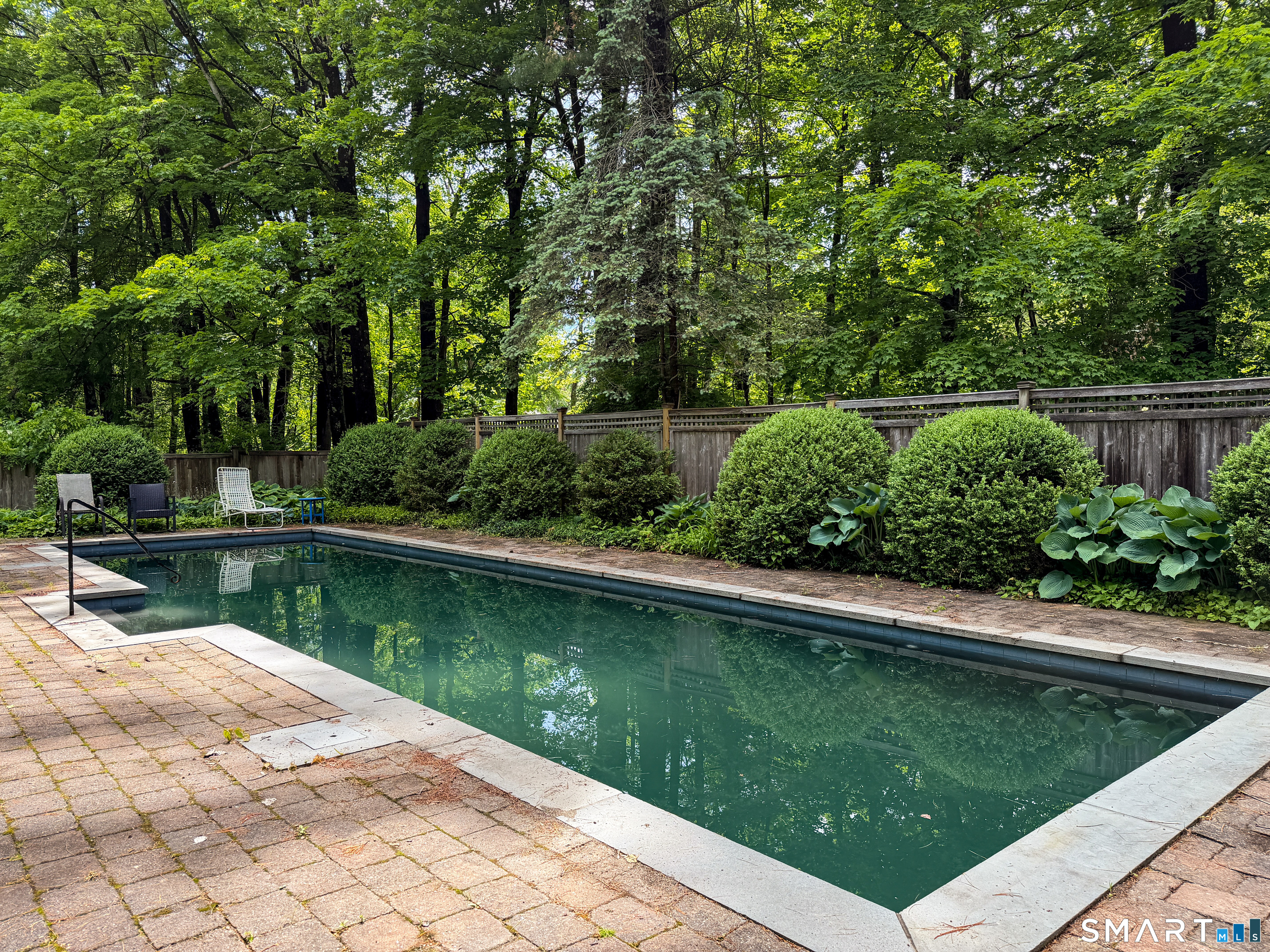 552 Twin Lakes Road
