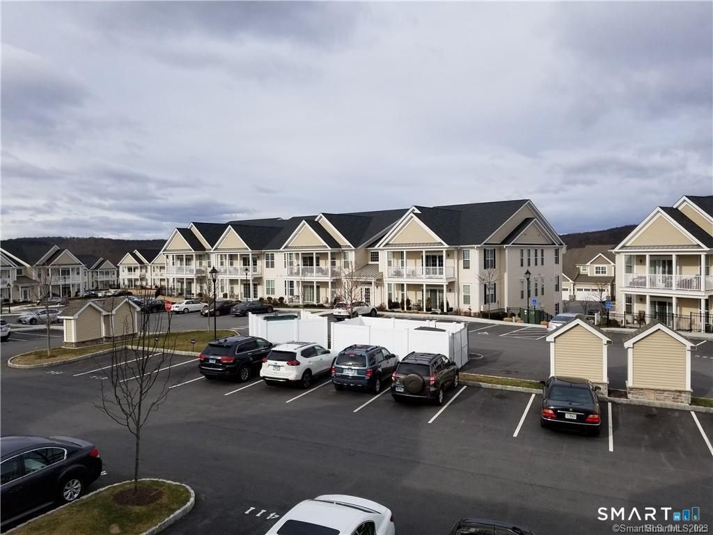 Photo of 424 Center Meadow Lane #424, Danbury, CT 06810 (MLS # 24159115)