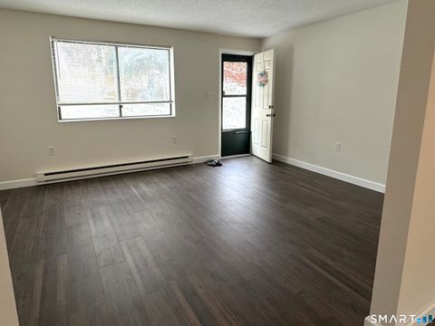 Tiny photo for 39 Horton Hill Road #APT 6E, Naugatuck, CT 06770 (MLS # 24146249)