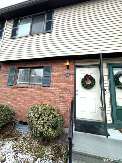 Tiny photo for 39 Horton Hill Road #APT 6E, Naugatuck, CT 06770 (MLS # 24146249)