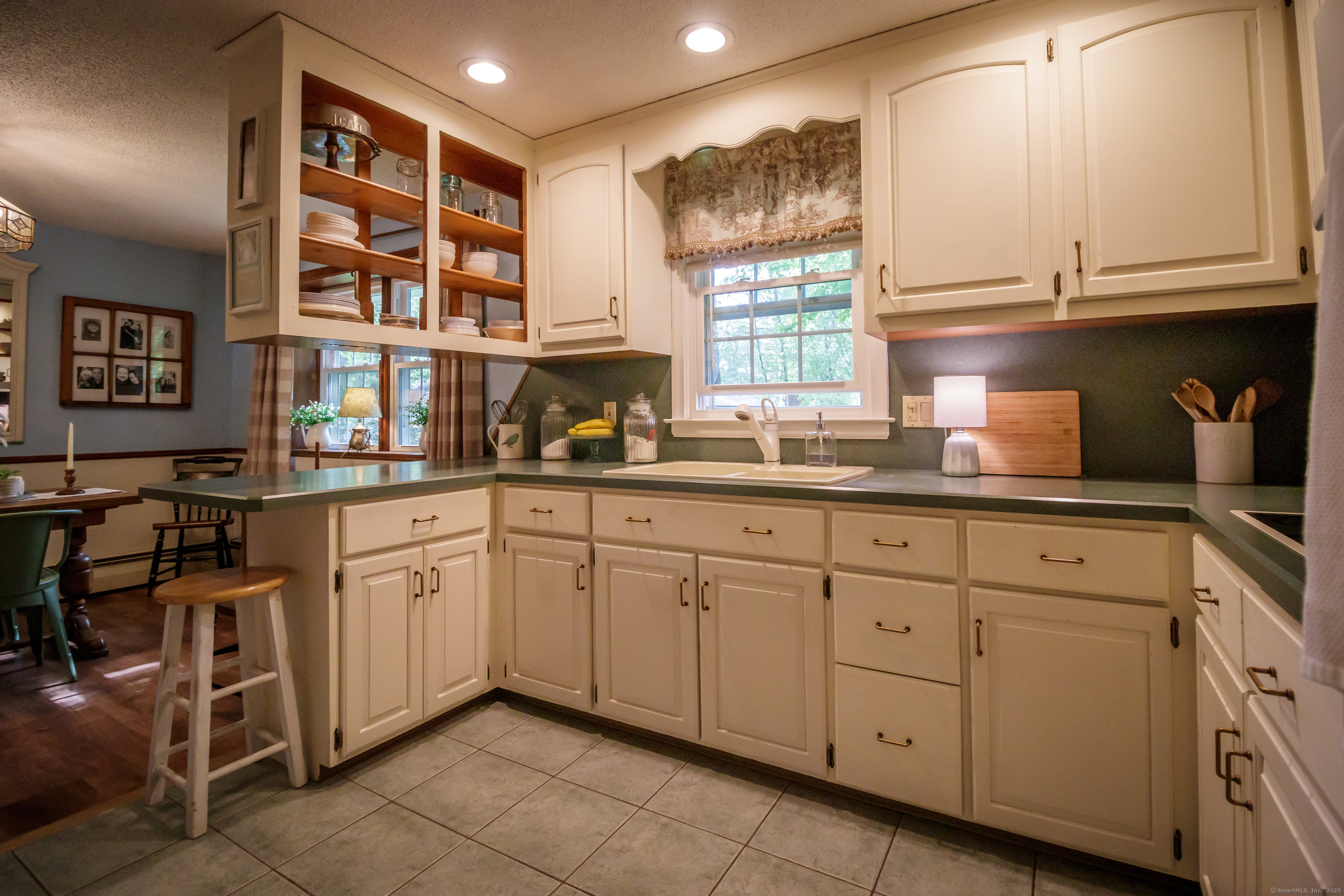 47 Sheffield Lane, Bristol, Connecticut image 11