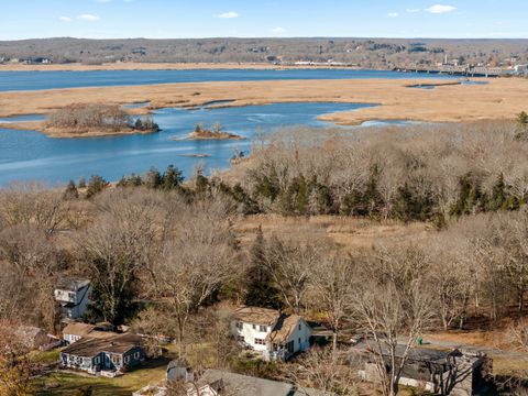 A home in Old Lyme