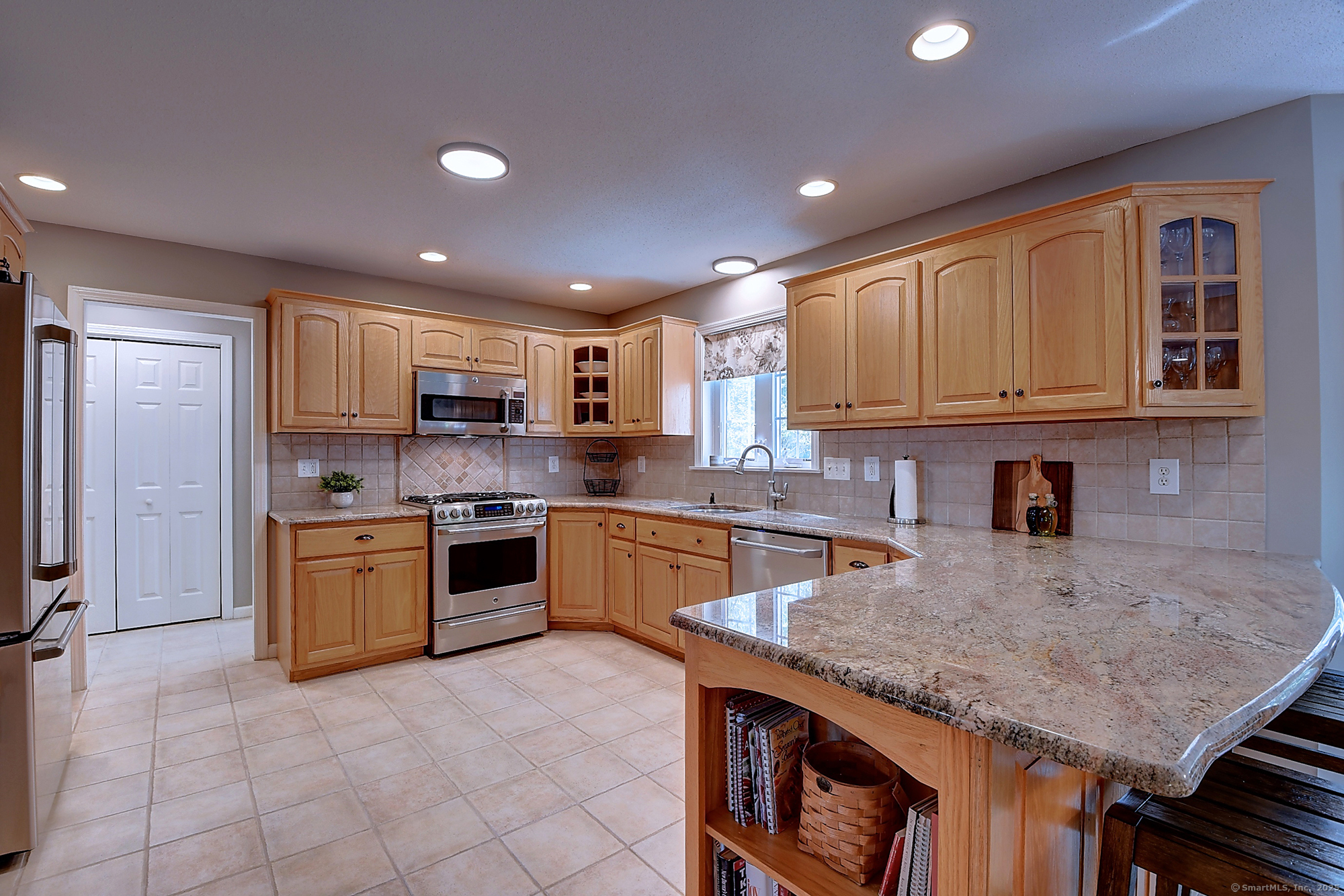 97 Trotters Lane, Southington, Connecticut image 15