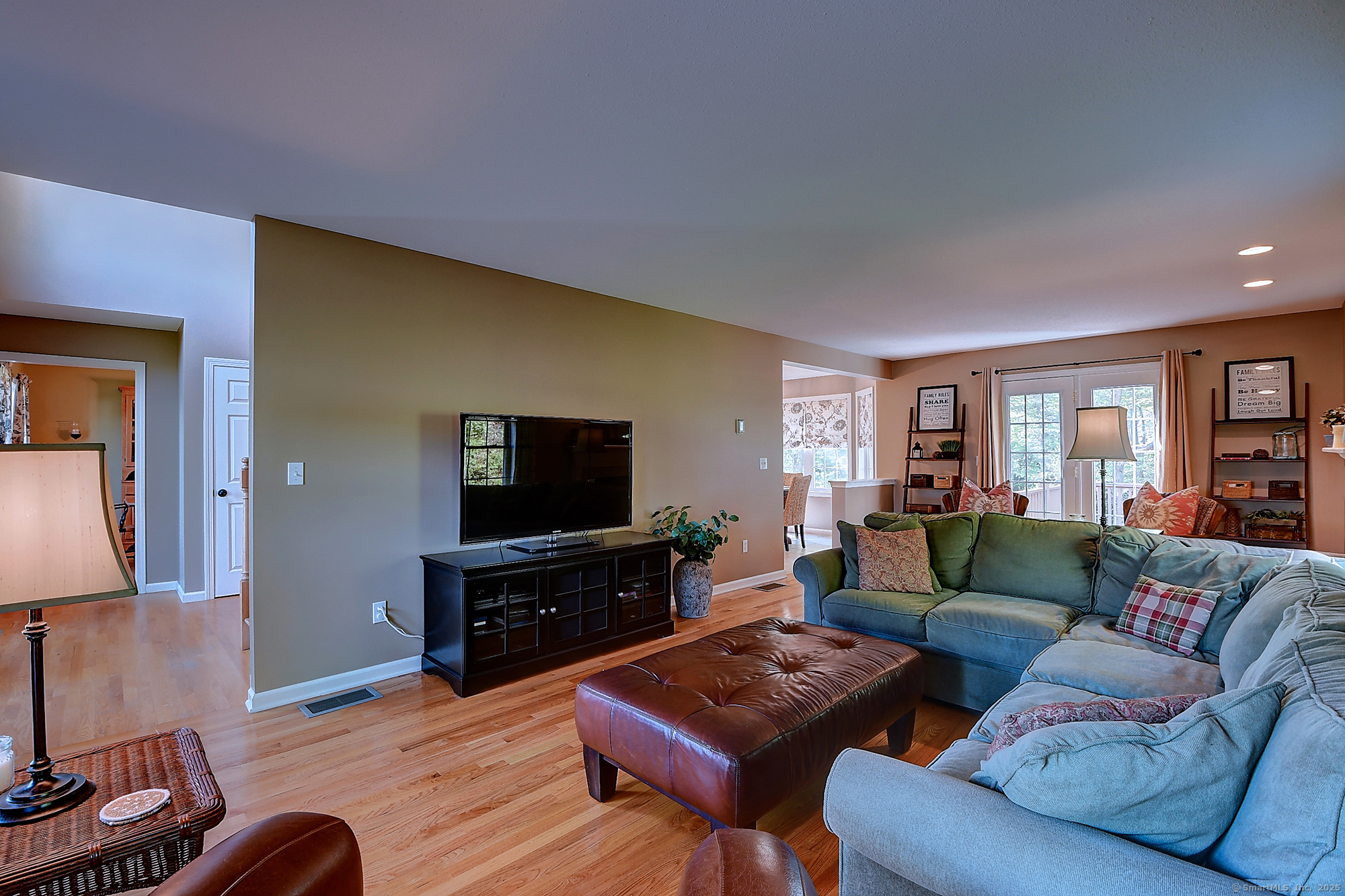 97 Trotters Lane, Southington, Connecticut image 7