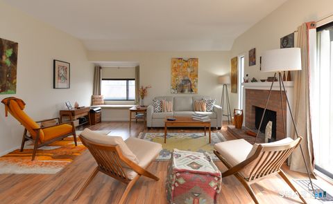 Tiny photo for 1016 Heritage Village #B, Southbury, CT 06488 (MLS # 24160670)