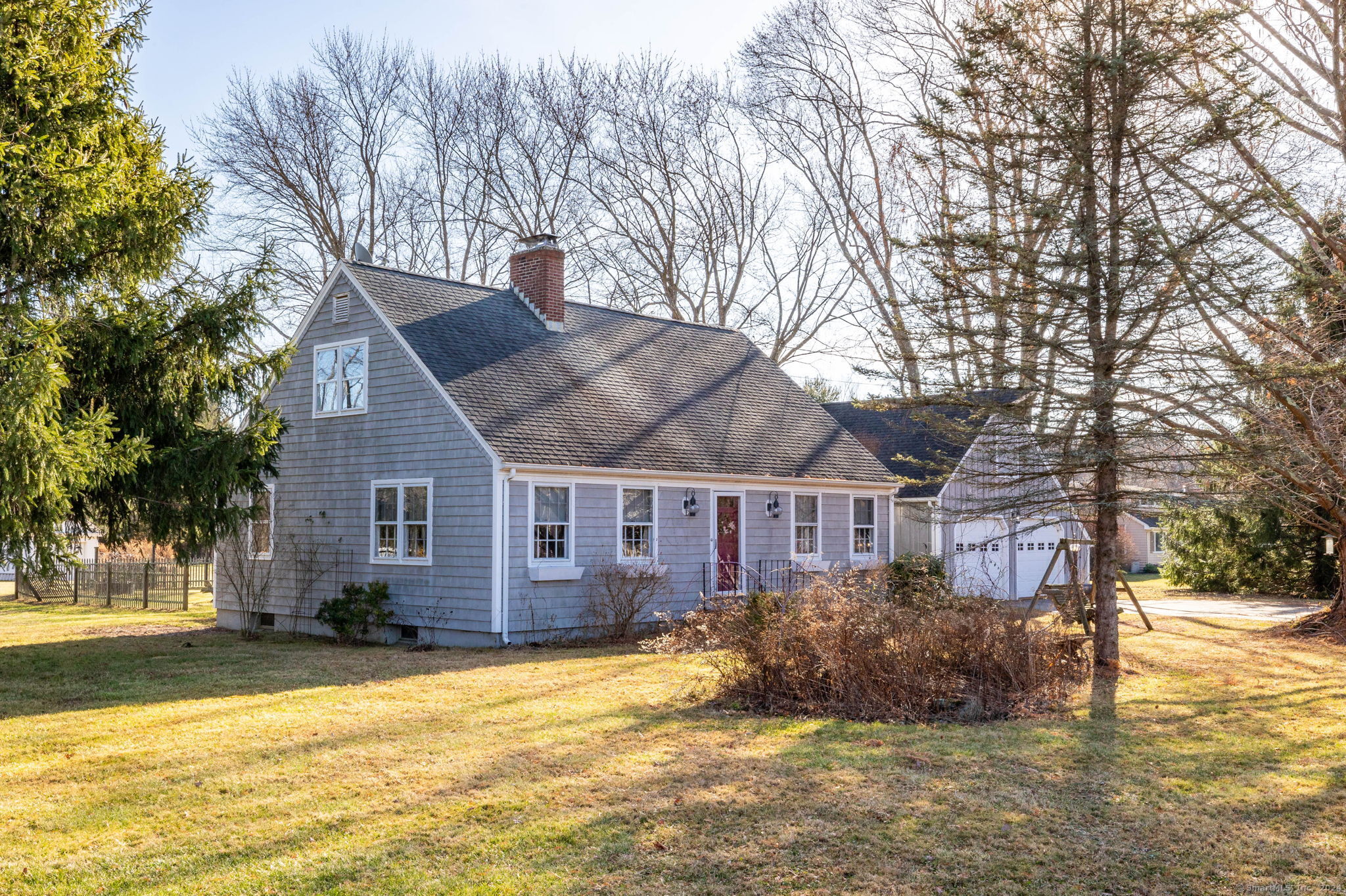 Colchester, Connecticut 06415, United States, 4 Bedrooms Bedrooms, ,2 BathroomsBathrooms,Residential,Pending,24926