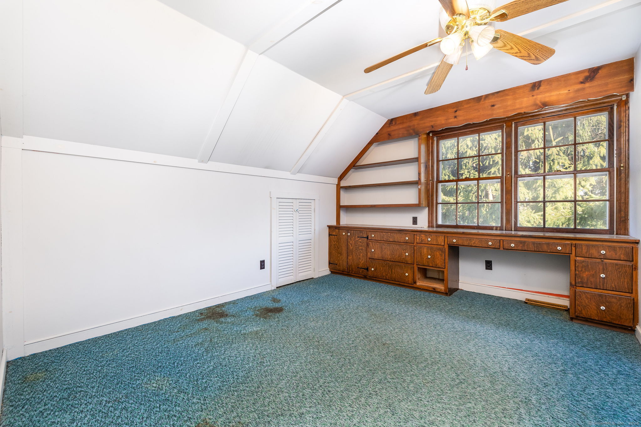 Colchester, Connecticut 06415, United States, 4 Bedrooms Bedrooms, ,2 BathroomsBathrooms,Residential,Pending,24926