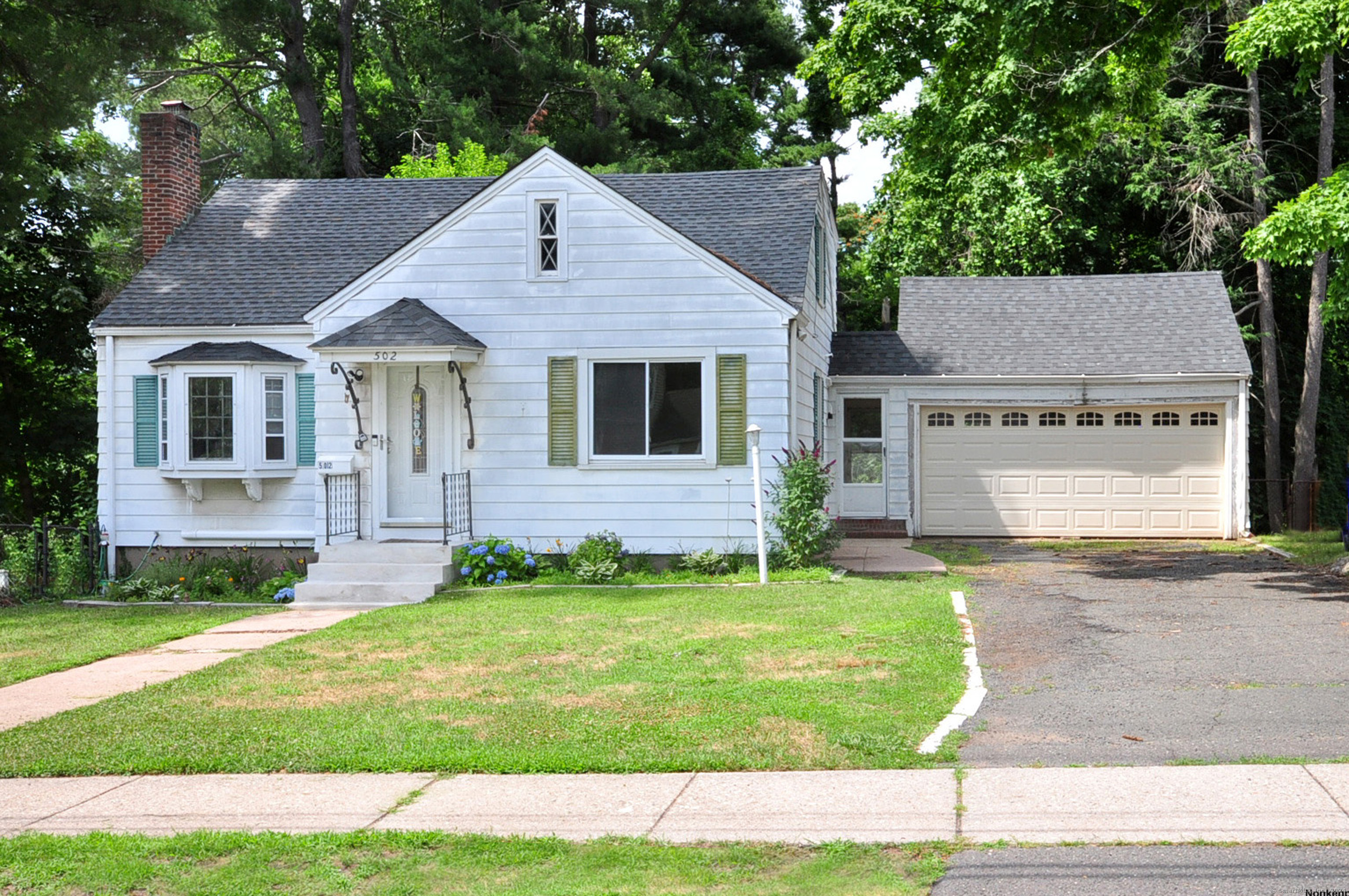 View East Hartford, CT 06118 house