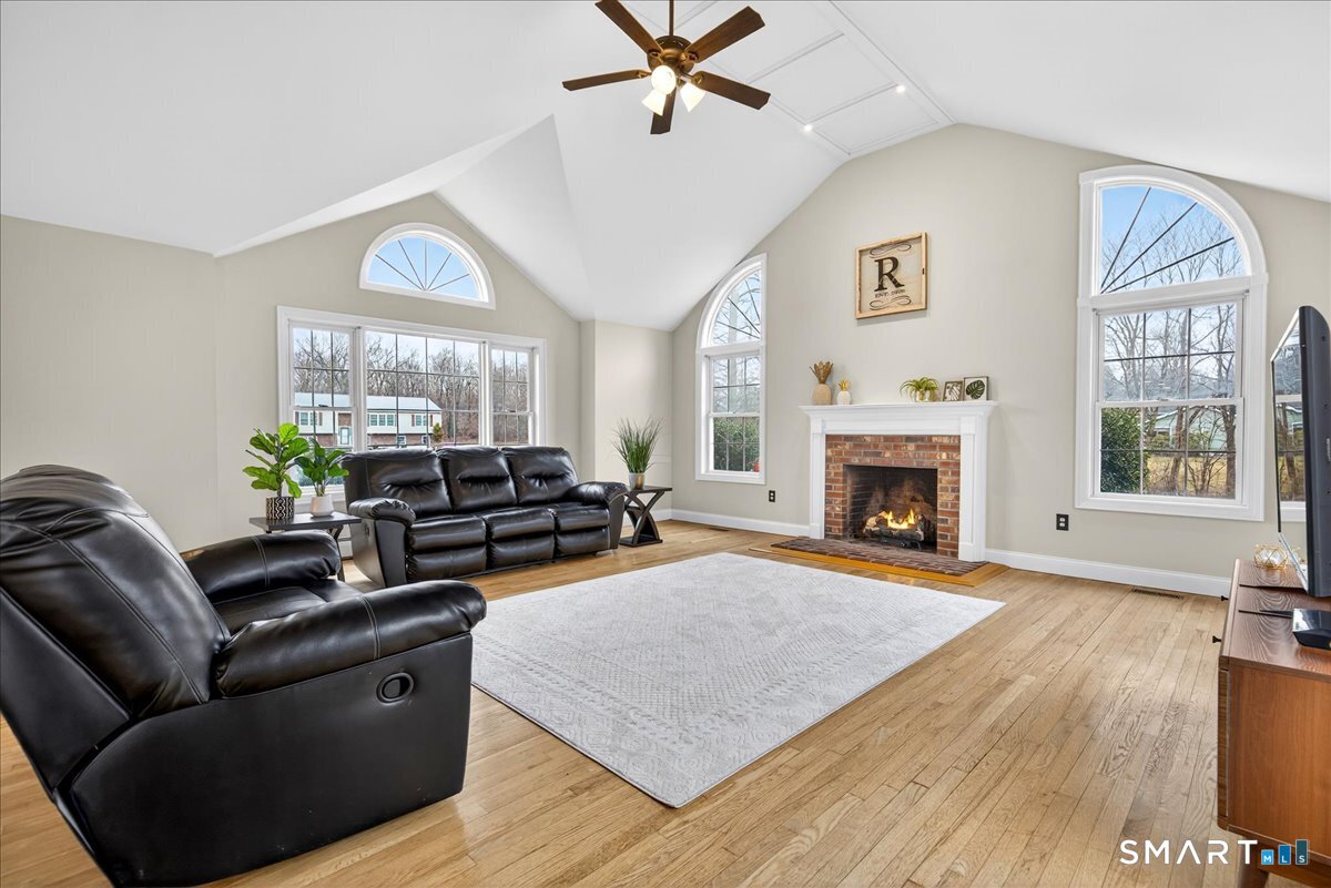 22 Emerald Lane