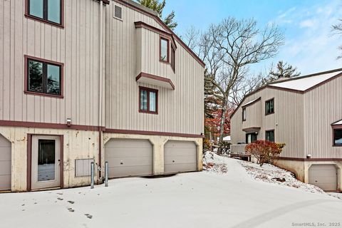 Tiny photo for 9 Talcott Ridge Road #A4, Farmington, CT 06032 (MLS # 24141606)