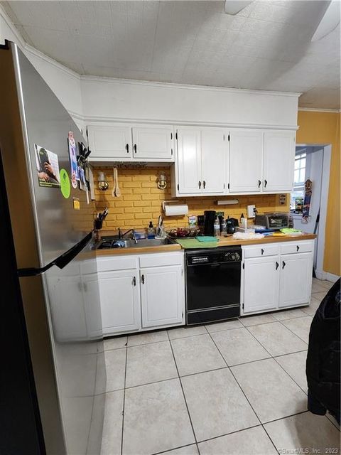 Tiny photo for 1440 Wood Avenue, Bridgeport, CT 06604 (MLS # 24150787)