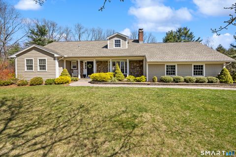 Photo of 131 Merwin Circle, Cheshire, CT 06410 (MLS # 24165700)