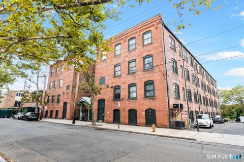Condo For Sale - 43 Chestnut Street #201<br/> New Haven, CT 06511