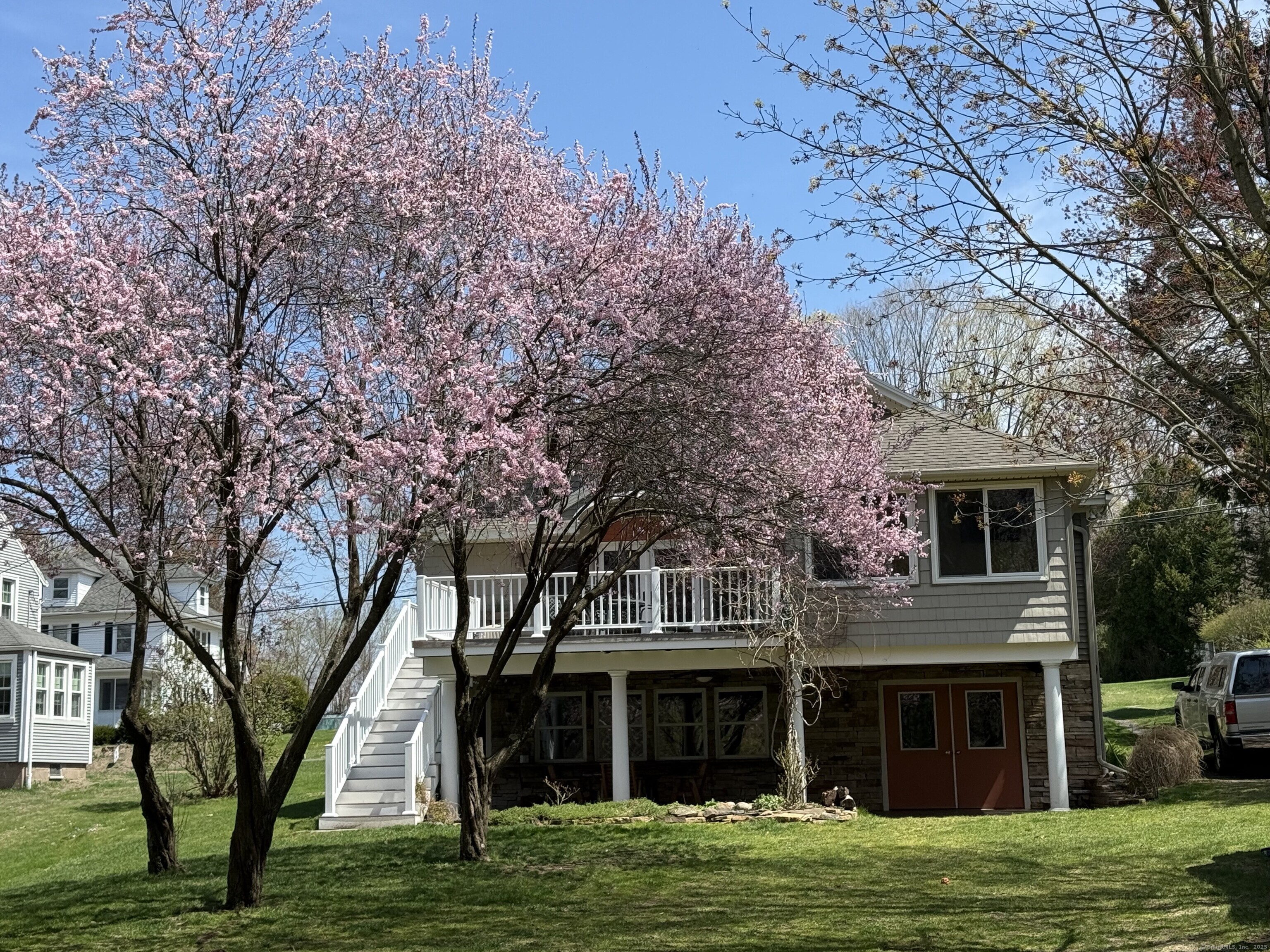 16 Maple Avenue, East Windsor, Connecticut image 3