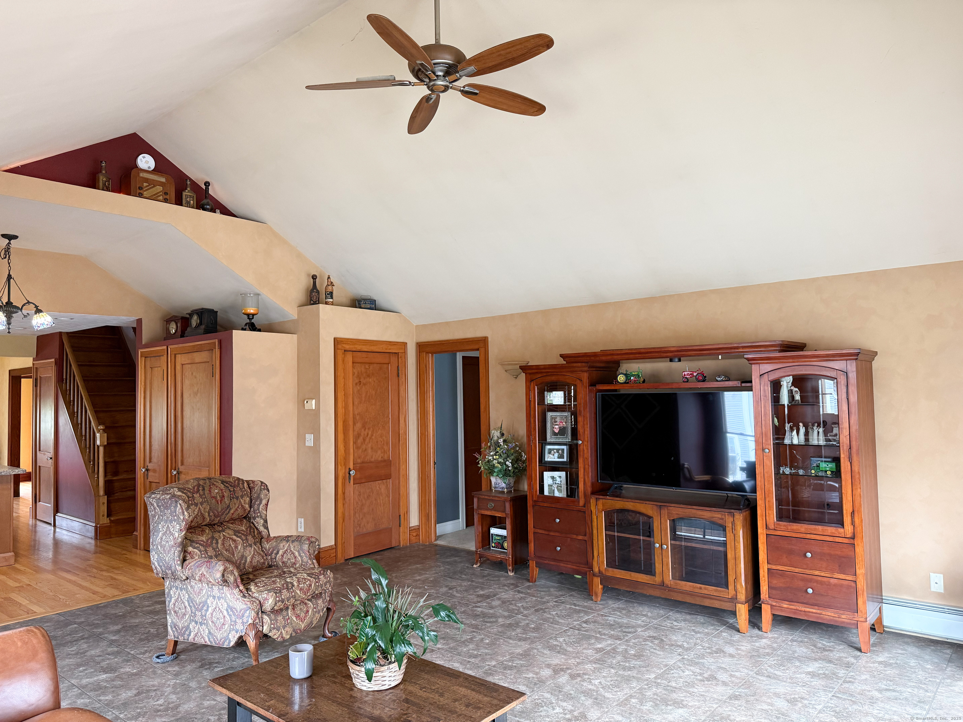 16 Maple Avenue, East Windsor, Connecticut image 8