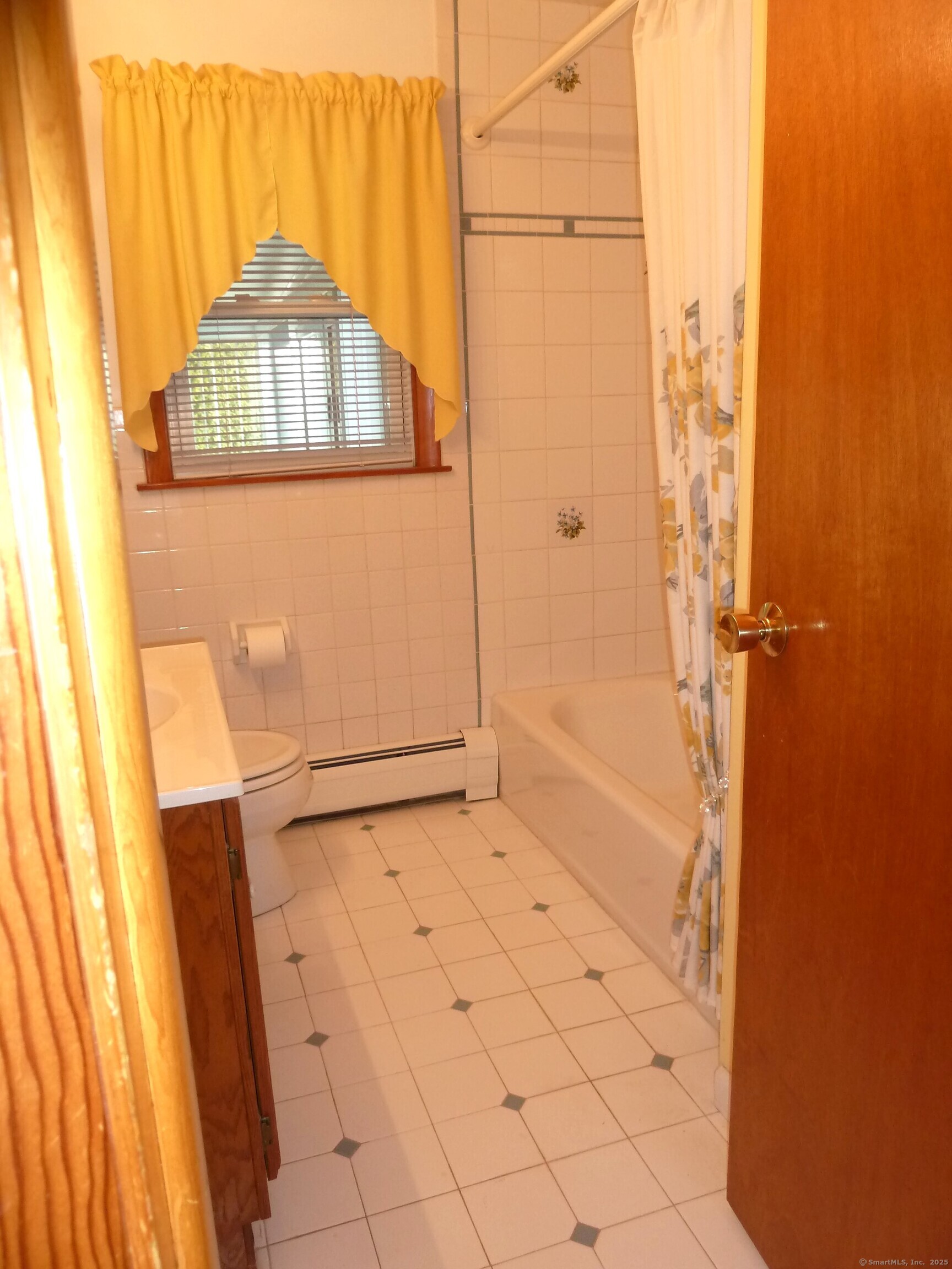 358 Torringford Street, Torrington, Connecticut image 16