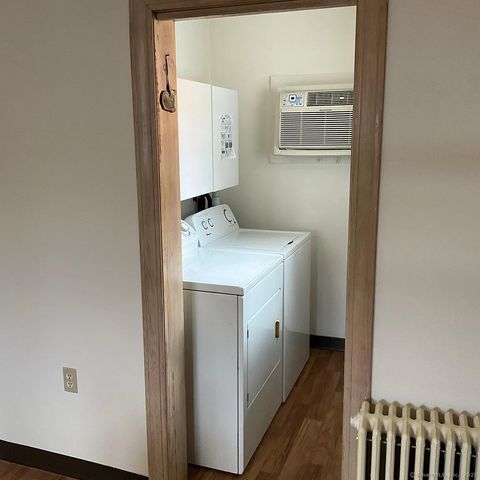 Tiny photo for 128 Lincoln Street #2nd Floor, Middletown, CT 06457 (MLS # 24138079)