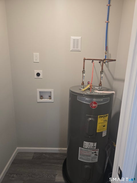 Tiny photo for 7 Carol Court, Groton, CT 06340 (MLS # 24195518)