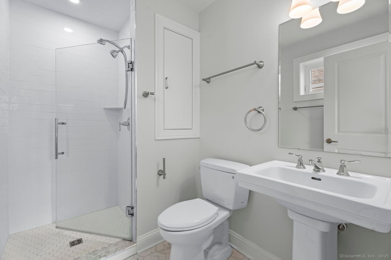 67 Boston Post Road #8, Madison, Connecticut image 27