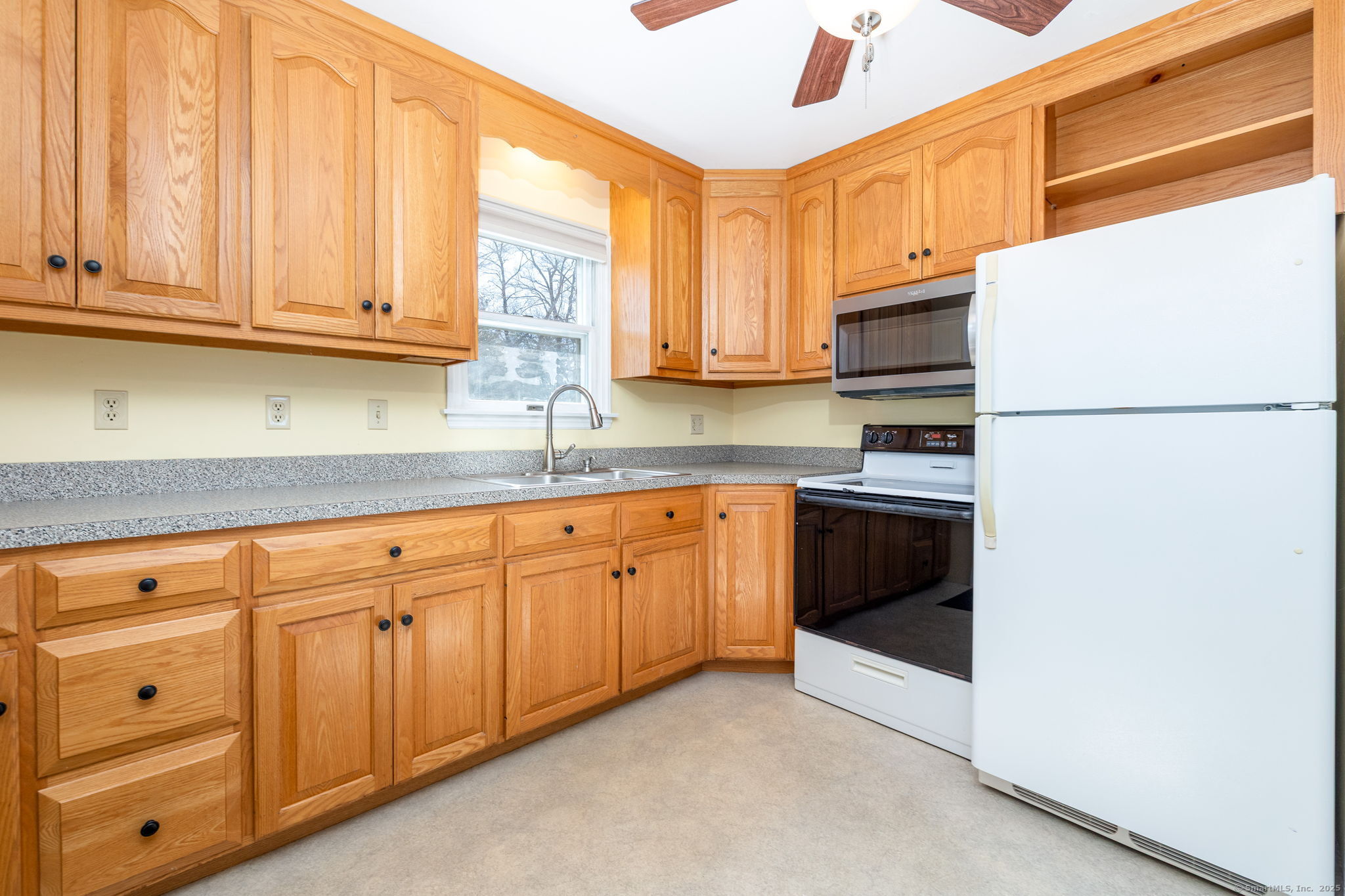 42 Sandra Street, Bristol, Connecticut image 10