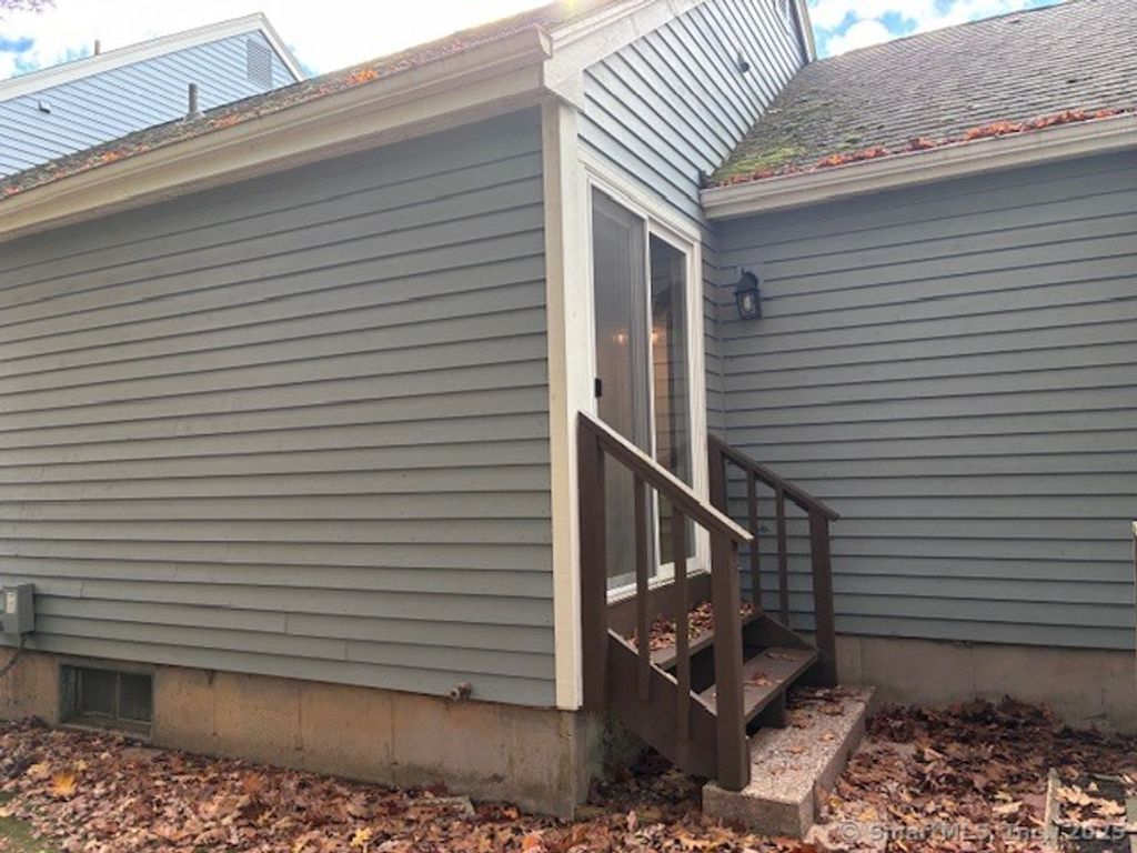 Photo of 24 Rushford Meade, Granby, CT 06035 (MLS # 24137256)