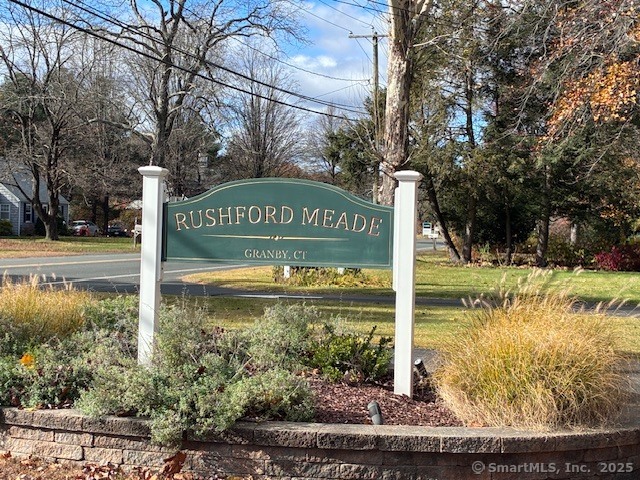 24 Rushford Meade