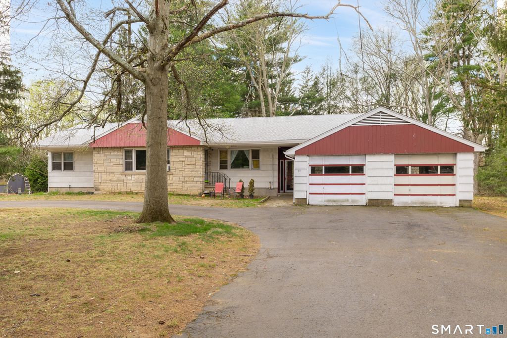 Photo of 122 Maple Avenue, North Haven, CT 06473 (MLS # 24168112)