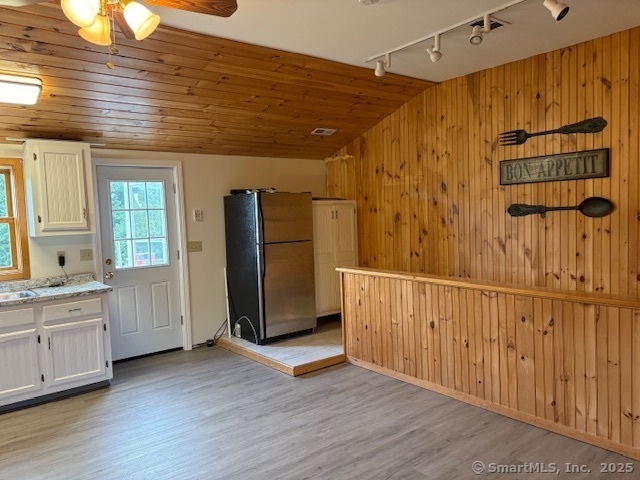 Colchester, Connecticut 06415, United States, 1 Bedroom Bedrooms, ,1 BathroomBathrooms,Residential,Active,209326