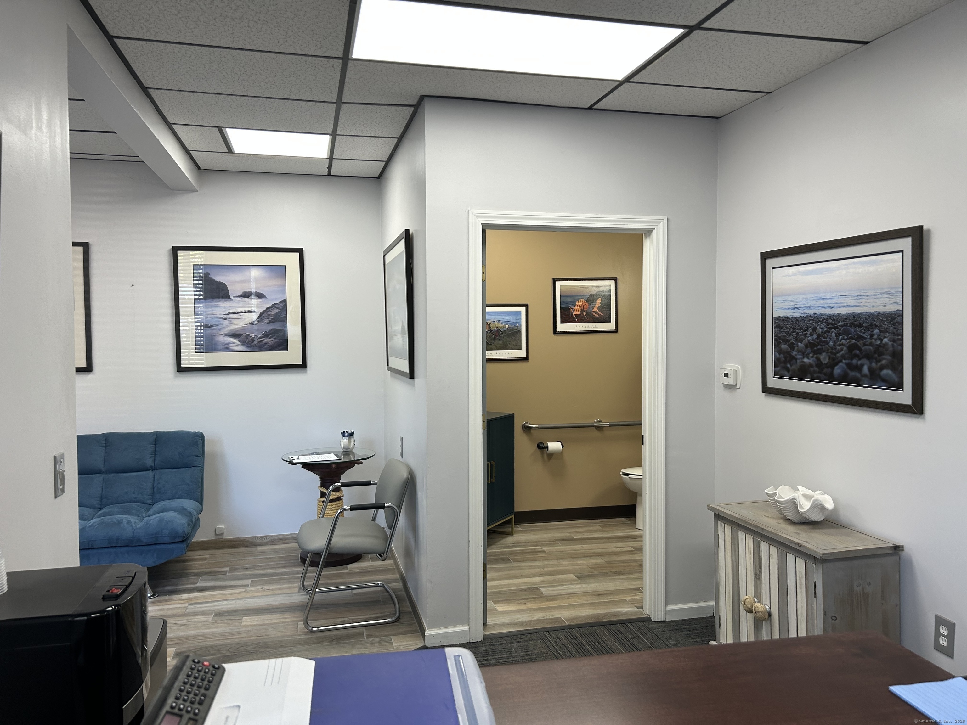 Windsor Locks, Connecticut 06096, United States, ,Residential,Active,821