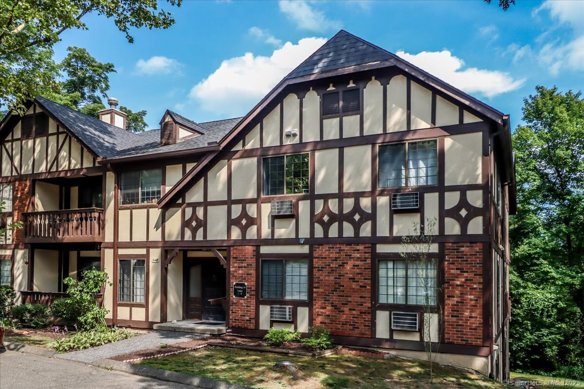2 Essex Court 2
