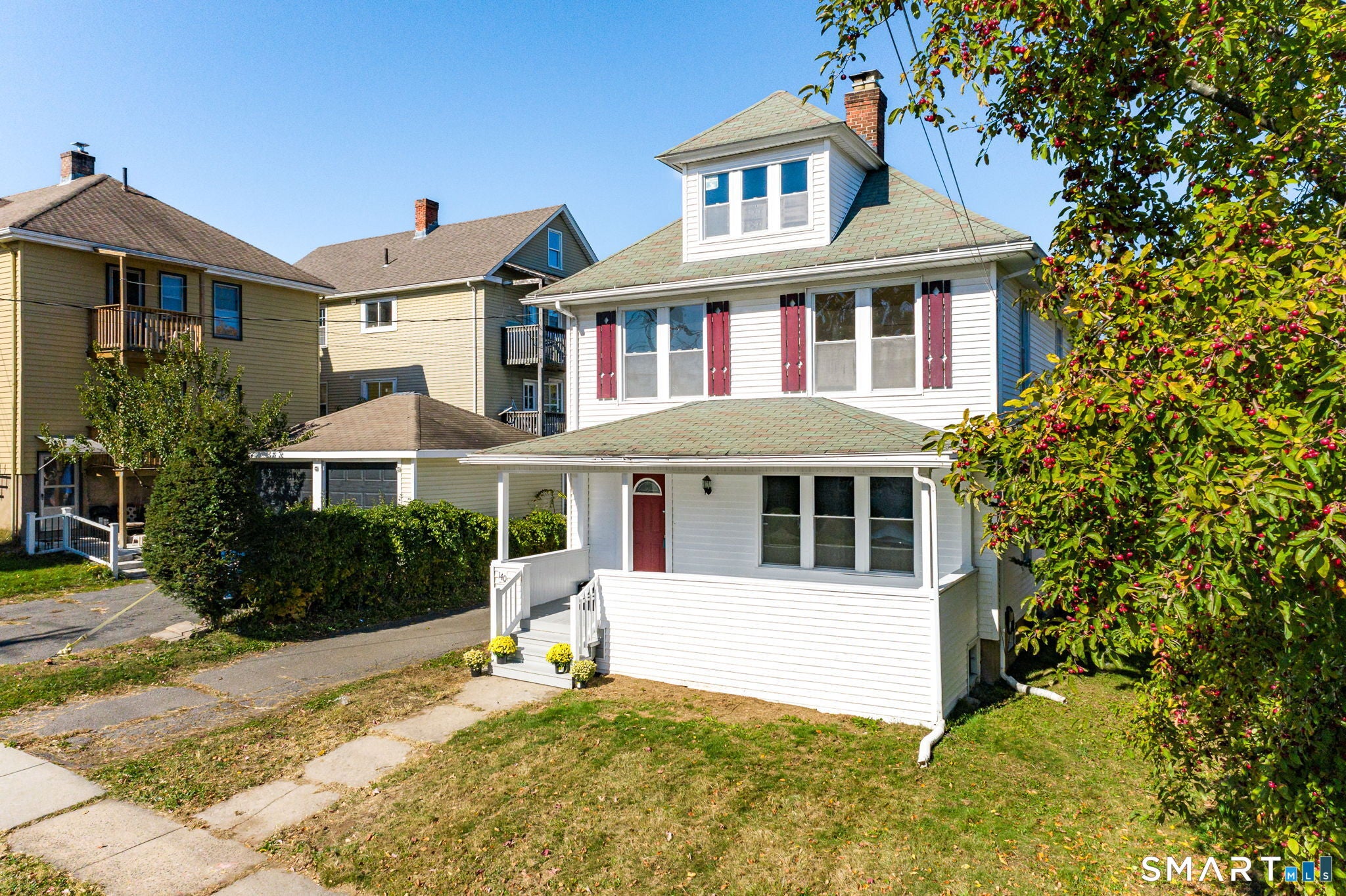 140 Richard Street