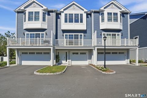 Condo For Sale - 301 Harbour Close #102<br/> New Haven, CT 06519