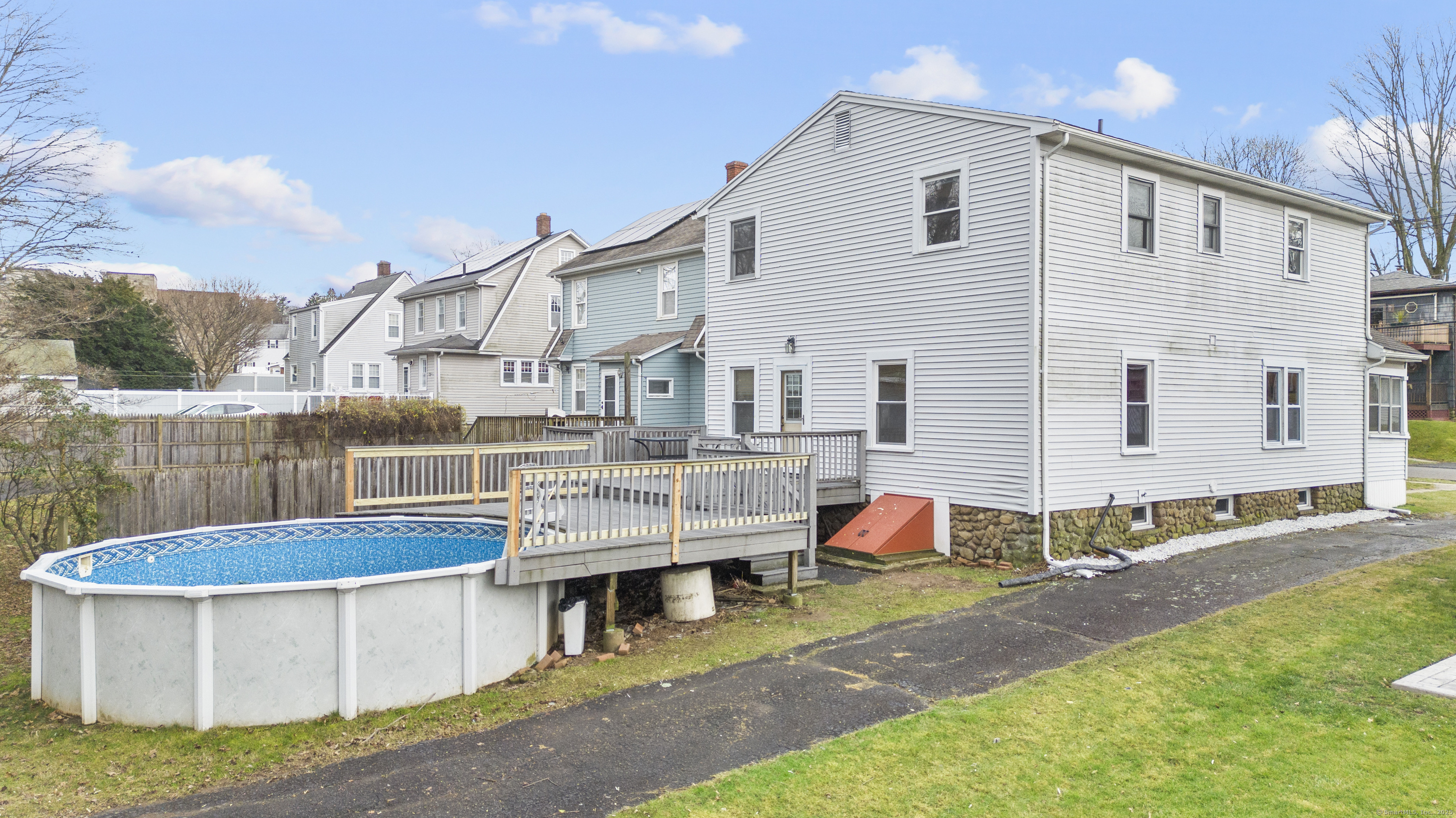33 Clinton Street, Meriden, Connecticut image 3