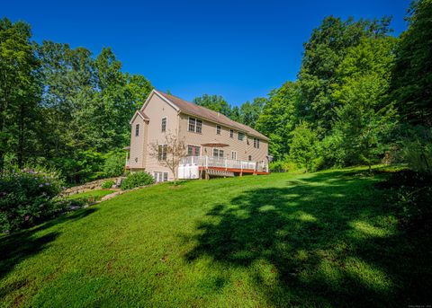 A home in New Milford