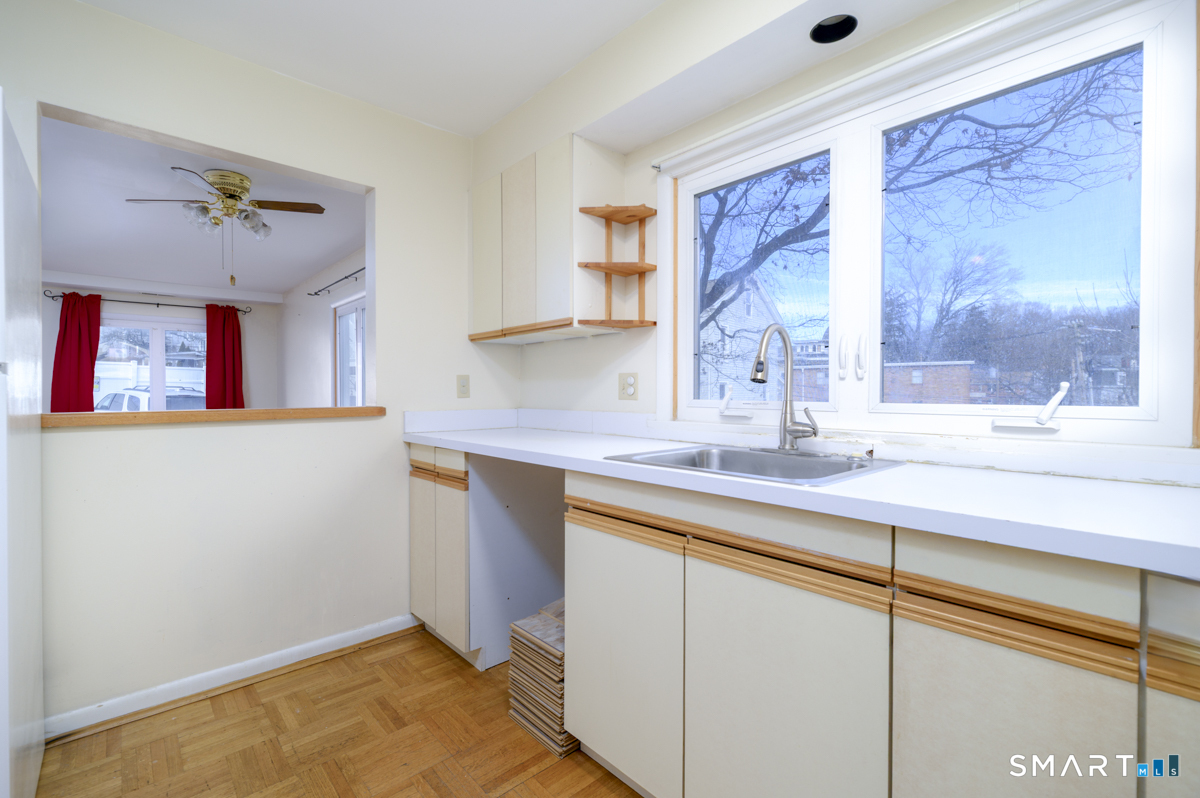 115 Flax Hill Road Apt 10