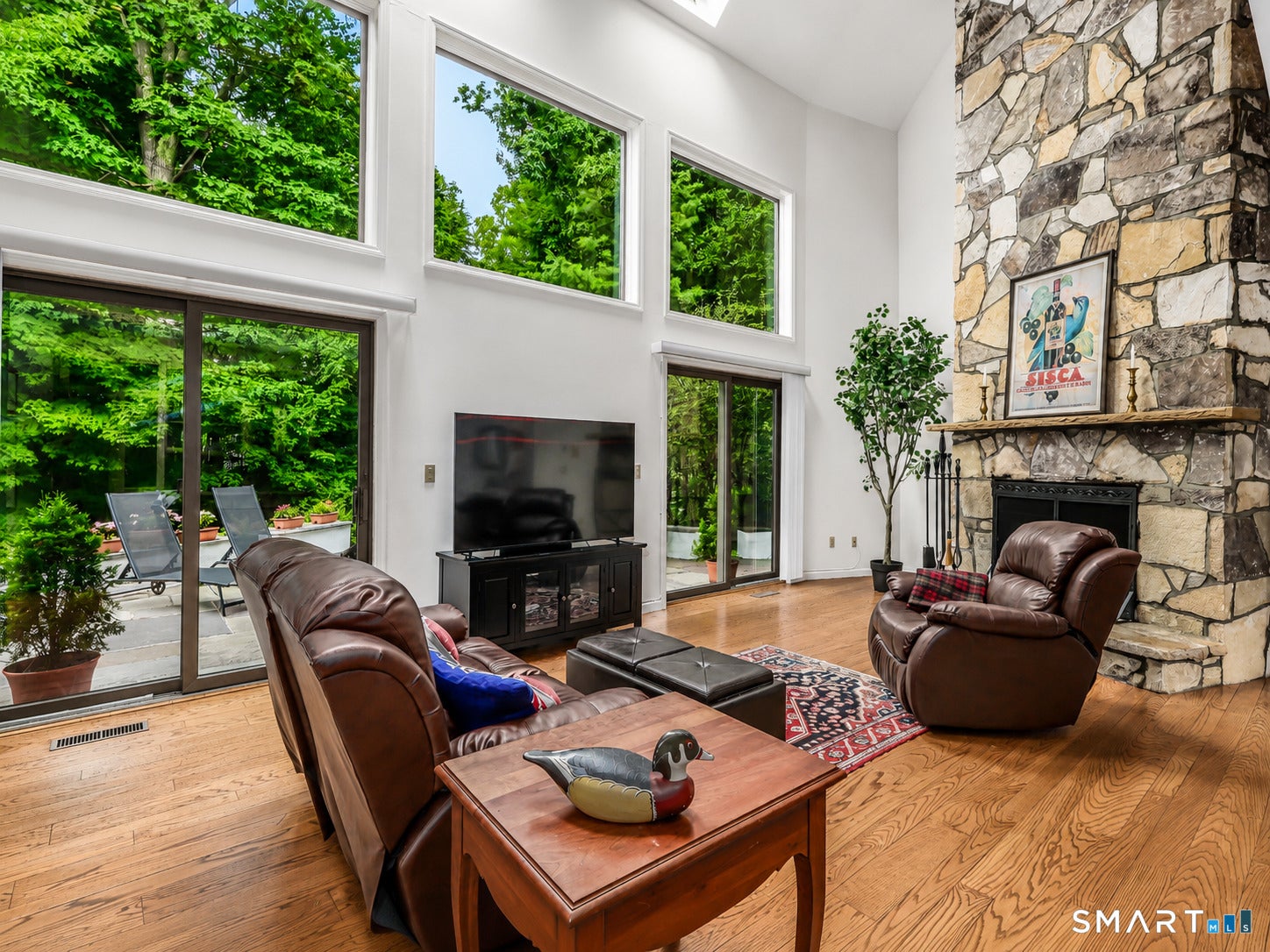 5 Dry River Court