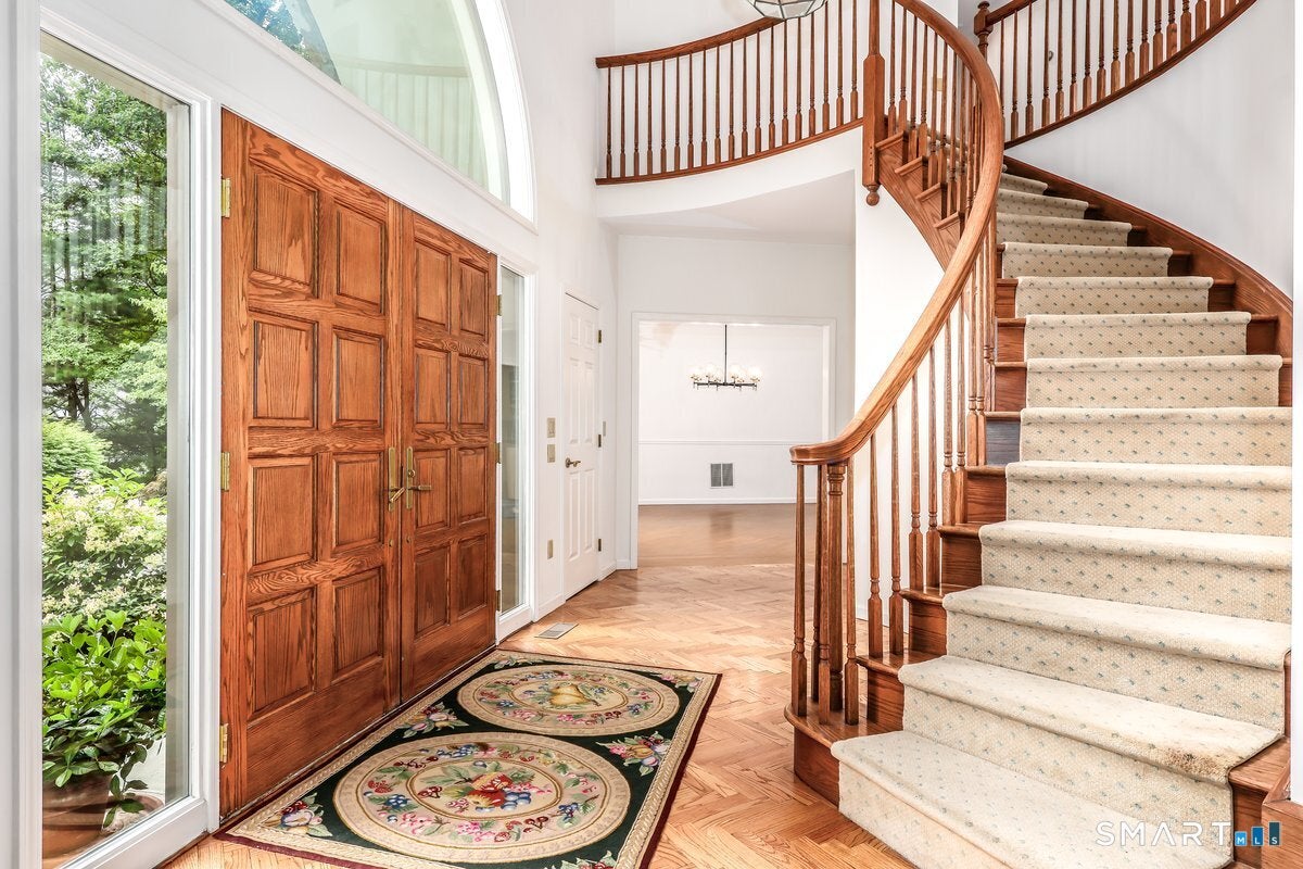 5 Dry River Court