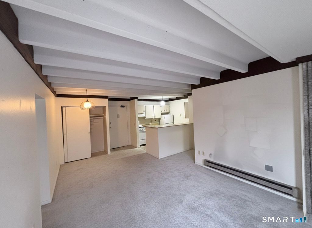 Photo of 26 Prospect Street #APT 19, Manchester, CT 06040 (MLS # 24150146)