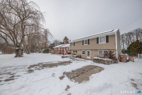 Photo of 15 Coral Drive, Shelton, CT 06484 (MLS # 24145077)