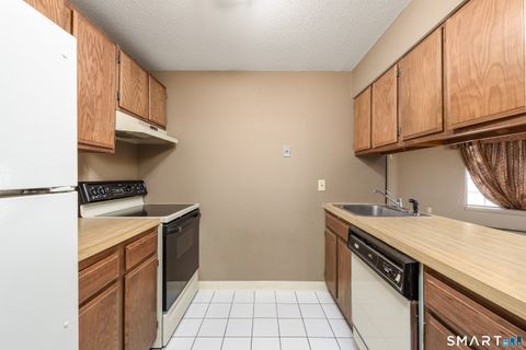 Tiny photo for 38 N Main Street #APT 14, West Hartford, CT 06107 (MLS # 24145380)