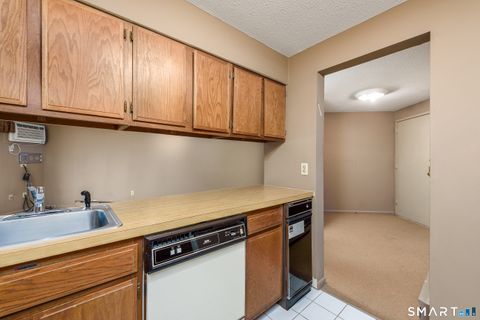 Tiny photo for 38 N Main Street #APT 14, West Hartford, CT 06107 (MLS # 24145380)