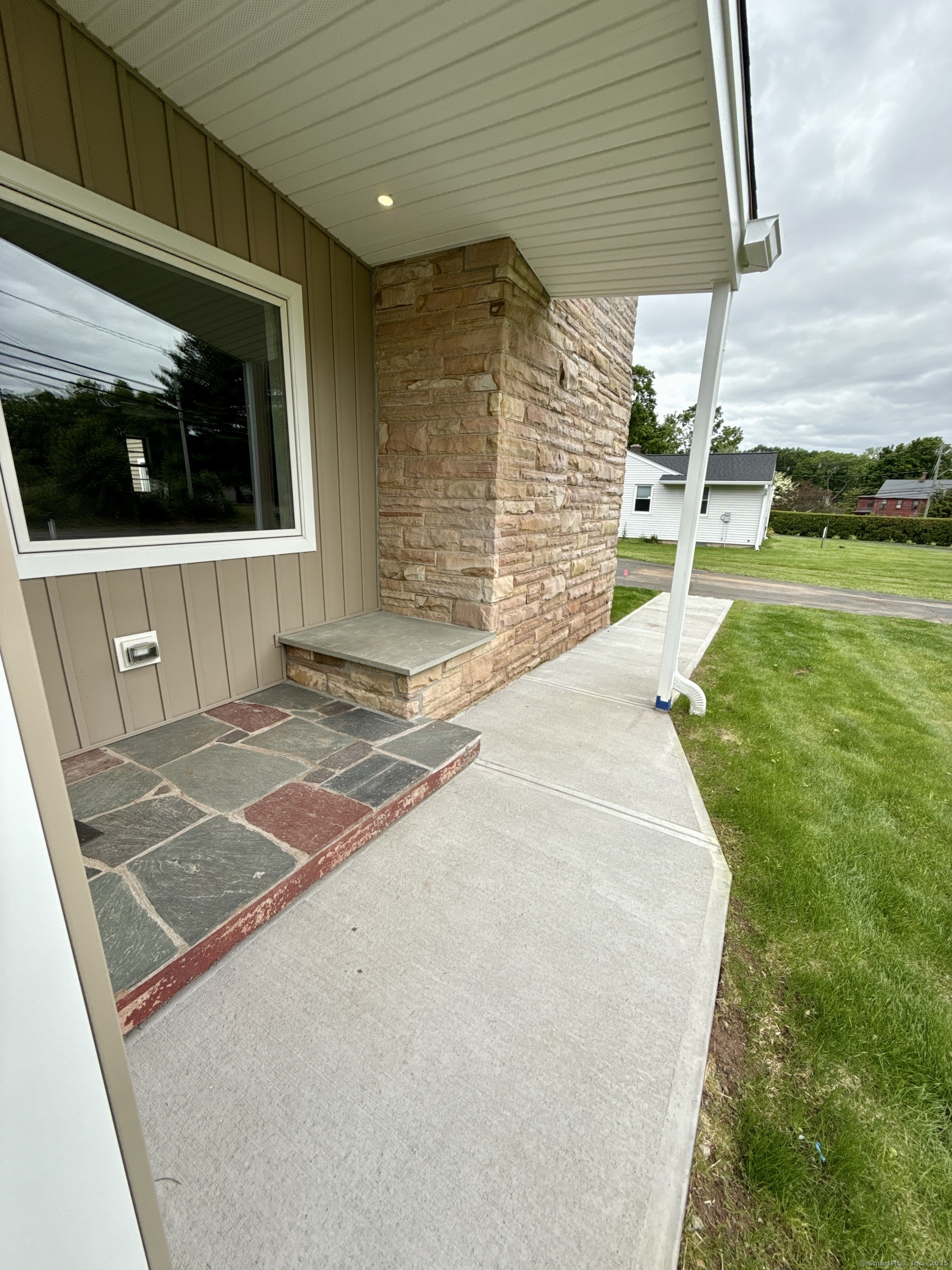 9 Grieb Road, Wallingford, Connecticut image 3