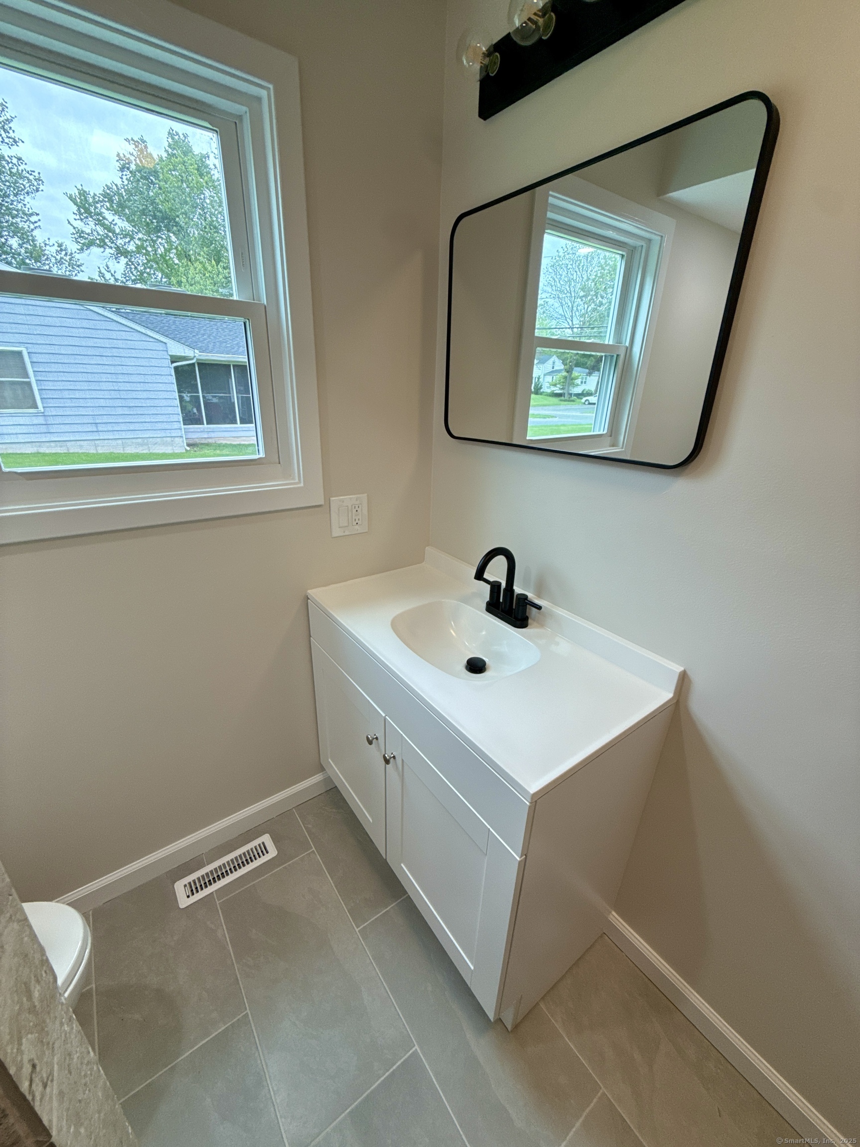 9 Grieb Road, Wallingford, Connecticut image 12